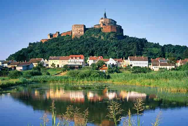 小S女儿颜值逆袭：老大超模脸，老二爱豆脸