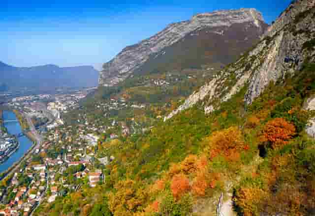 qq时尚都市强化的技巧(时尚都市换换乐的技巧)